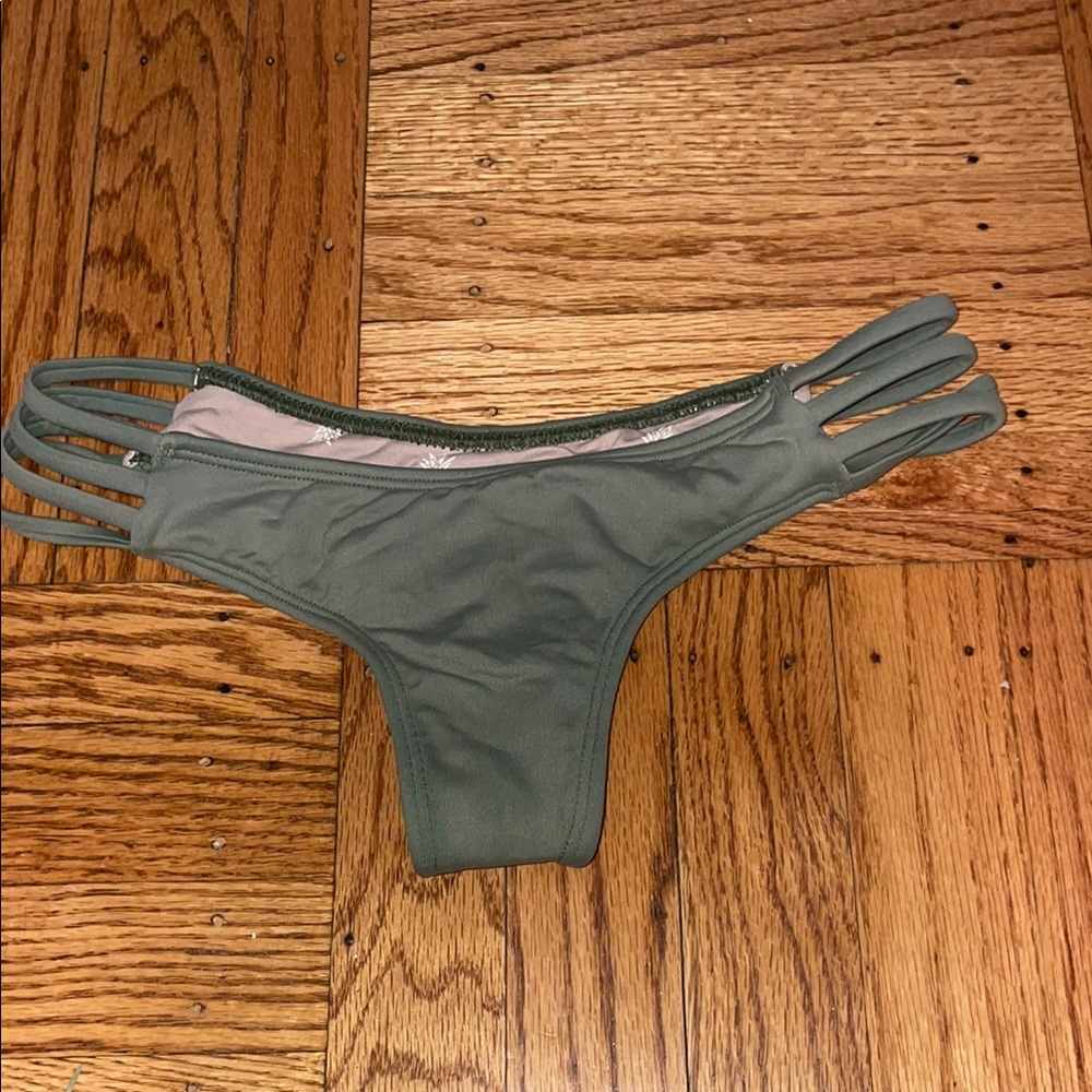 Midori size xsmall cheeky bottoms olive green